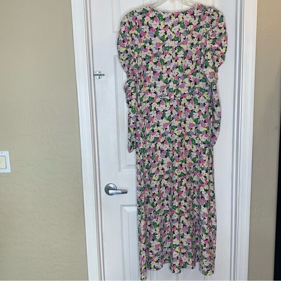 H&M Conscious Floral Print Lyocell-blend dress Size Medium - Picture 10 of 14
